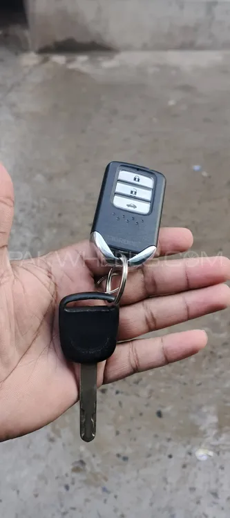 Honda City 2005 for Sale in Lahore Image-1