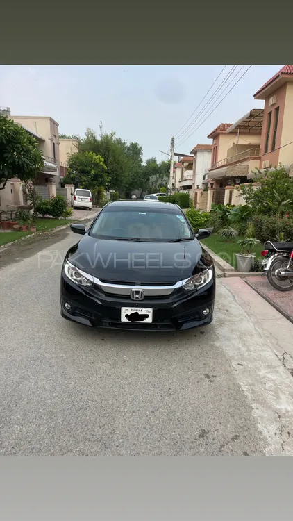 Honda Civic 2017 for Sale in Lahore Image-1