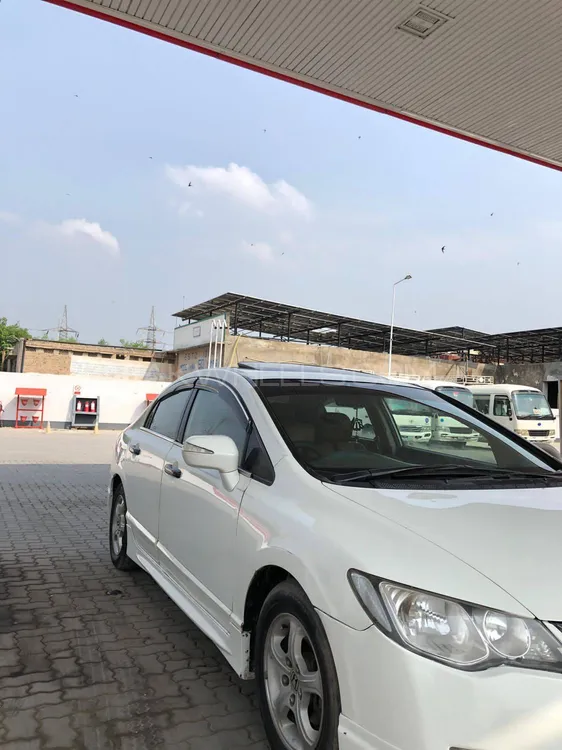 Honda Civic 2010 for Sale in Peshawar Image-1