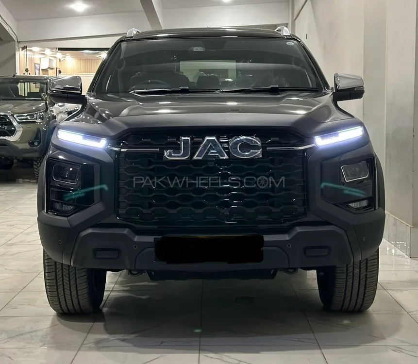 JAC T9 2025 for Sale in Peshawar Image-1