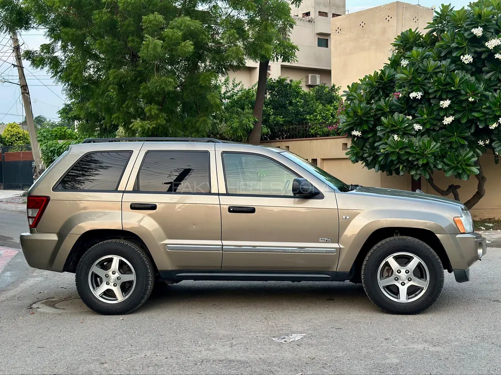 Jeep Cherokee 2006 for Sale in Lahore Jeep Cherokee 2006 for Sale in Lahore Image-7