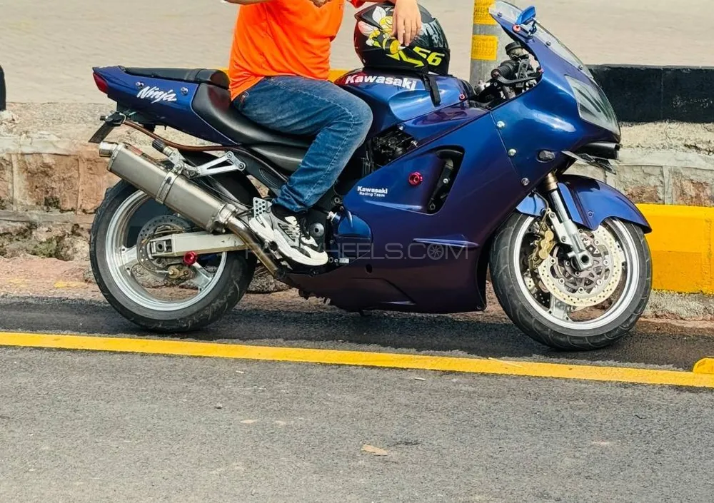Kawasaki Ninja ZX-10R 2005 for Sale Image-1