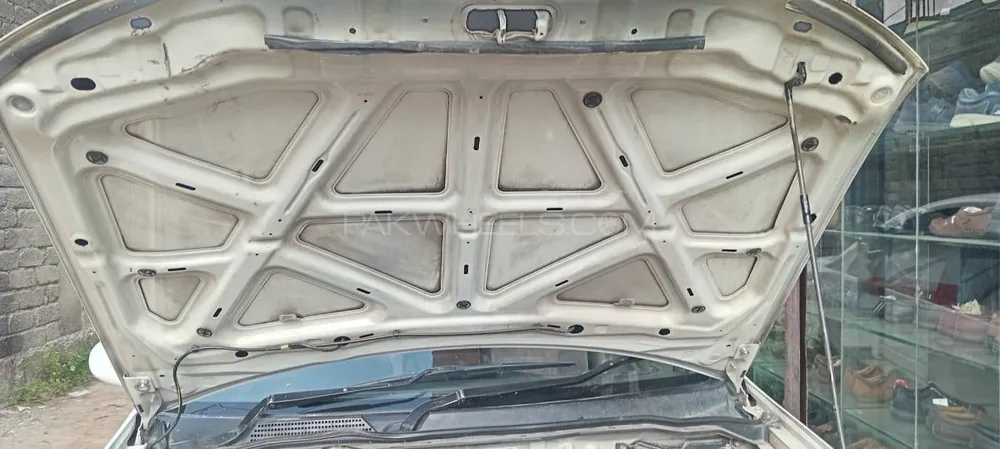 Nissan Sunny 2002 for Sale in Swabi Image-1