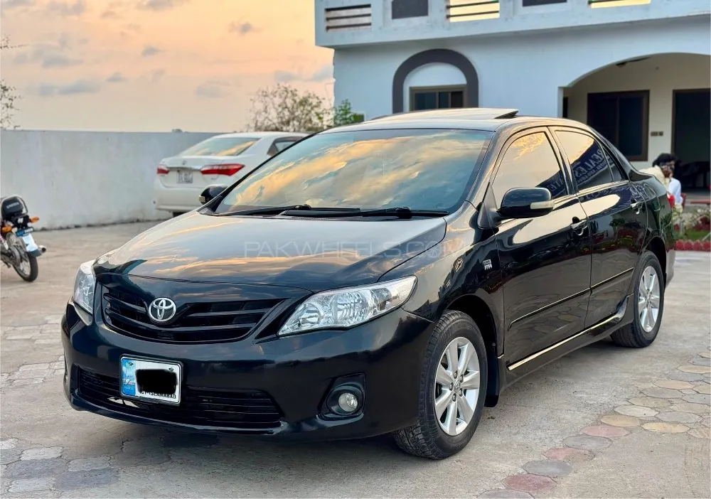 Toyota Corolla 2012 for Sale in Islamabad Image-1