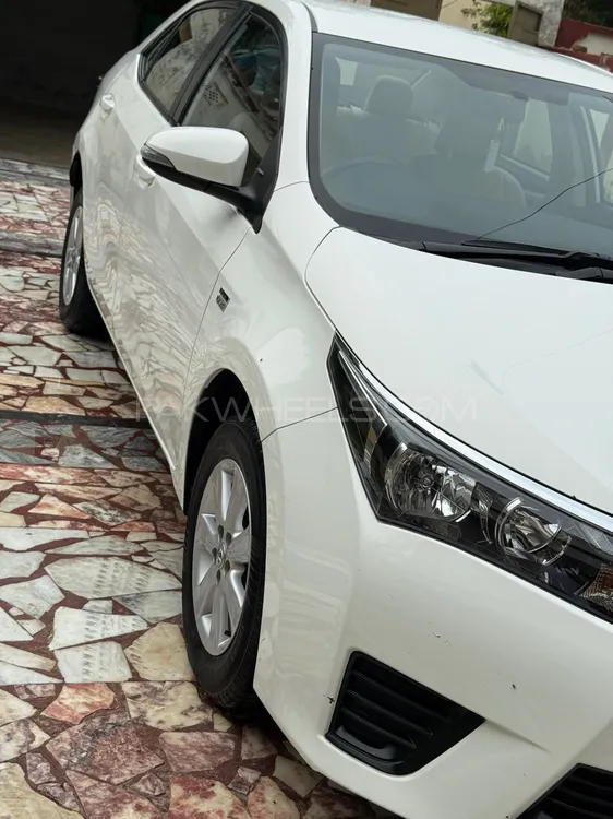Toyota Corolla 2015 for Sale in Multan Image-1