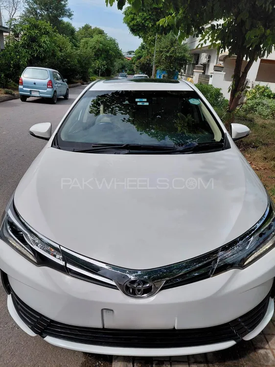 Toyota Corolla 2018 for Sale in Islamabad Image-1