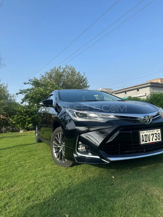 Toyota Corolla 2021 for Sale in Jhang Image-1