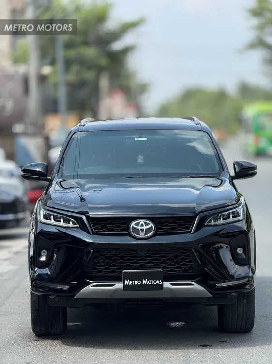 Toyota Fortuner 2023 for Sale in Lahore Image-1