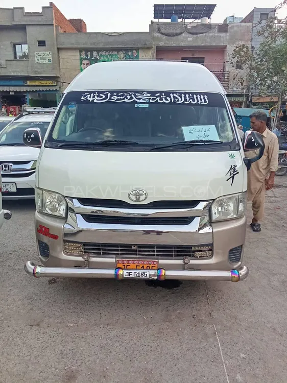 Toyota Hiace 2012 for Sale in Lahore Image-1