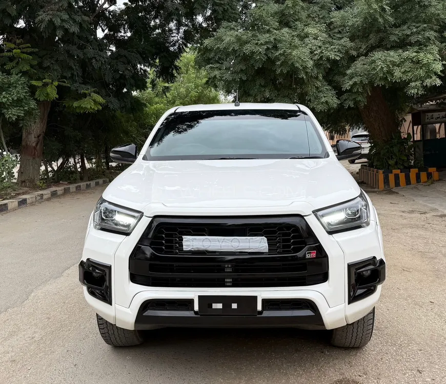 Toyota Hilux 2023 for Sale in Karachi Image-1