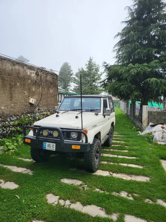 Toyota Land Cruiser 1986 for Sale in Islamabad Image-1