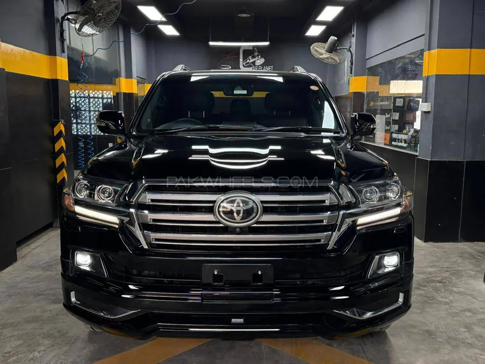 Toyota Land Cruiser 2016 for Sale in Karachi Image-1