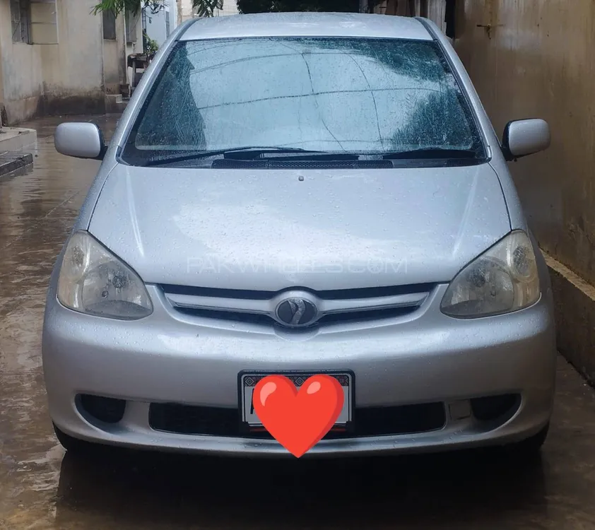 Toyota Platz 2003 for Sale in Karachi Image-1
