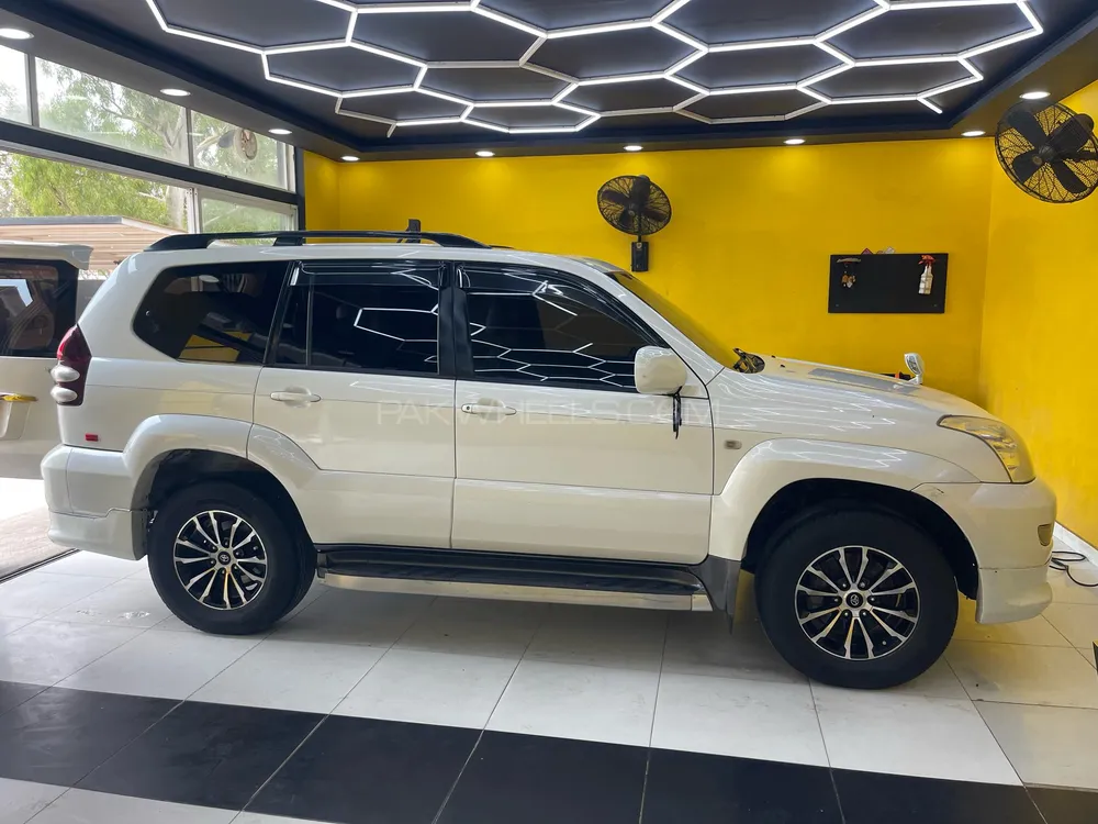 Toyota Prado 2005 for Sale in Kallar Kahar Image-1