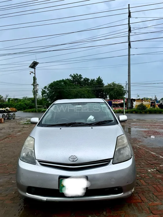 Toyota Prius 2009 for Sale in Lahore Image-1