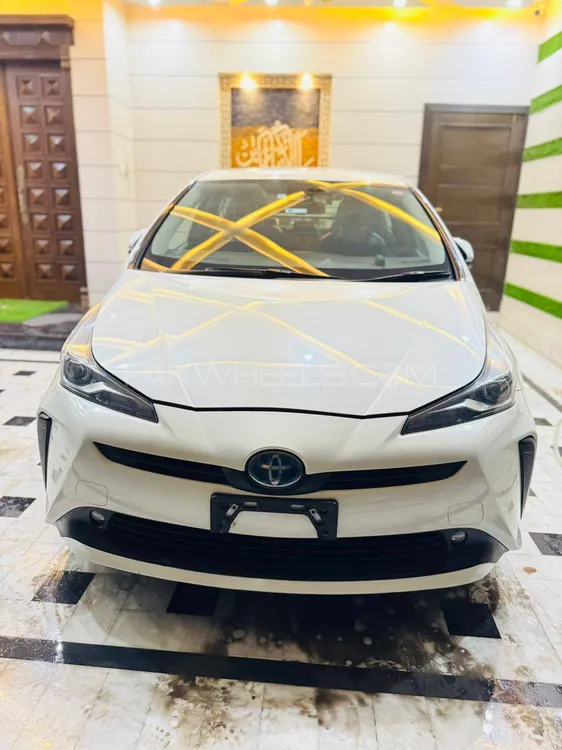 Toyota Prius 2021 for Sale in Lahore Image-1