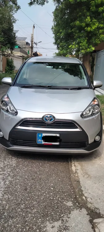 Toyota Sienta 2018 for Sale in Peshawar Image-1