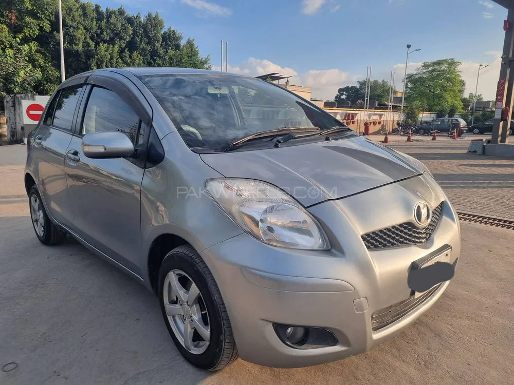 Toyota Vitz 2010 for Sale in Rawalpindi Image-1