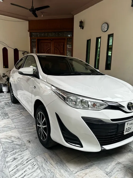 Toyota Yaris Sedan 2020 for Sale in Lahore Image-1