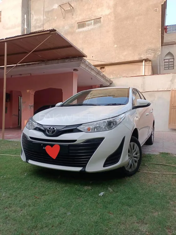 Toyota Yaris Sedan 2021 for Sale in Multan Image-1