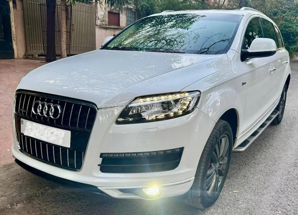 Audi Q7 2011 for Sale in Islamabad Image-1