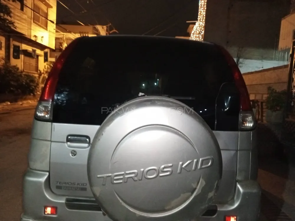 Daihatsu Terios Kid 2012 for Sale in Karachi Image-1