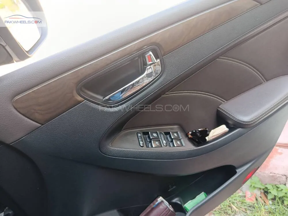DFSK Glory 580 2021 for Sale in Islamabad DFSK Glory 580 2021 for Sale in Islamabad Image-12