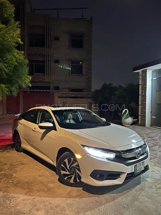 Honda Civic 2017 for Sale in Karachi Image-1