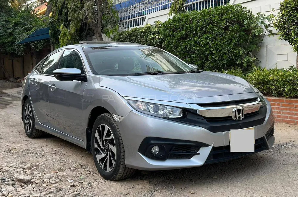 Honda Civic 2017 for Sale in Karachi Image-1