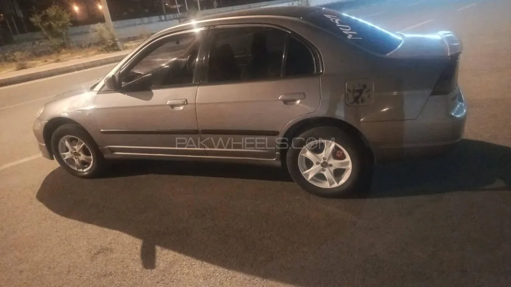 Honda Civic 2004 for Sale in Lahore Image-1