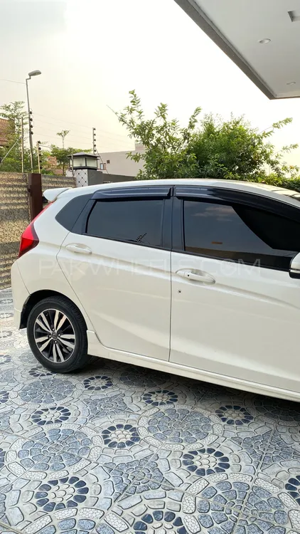 Honda Fit 2014 for Sale in Lahore Honda Fit 2014 for Sale in Lahore Image-8