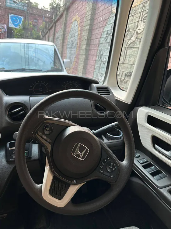 Honda N Box 2022 for Sale in Lahore Honda N Box 2022 for Sale in Lahore Image-9