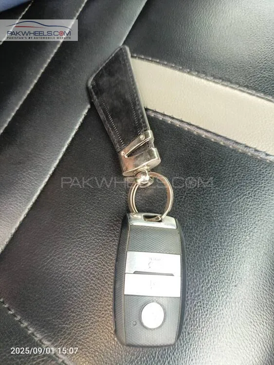 KIA Sportage 2020 for Sale in Karachi KIA Sportage 2020 for Sale in Karachi Image-13