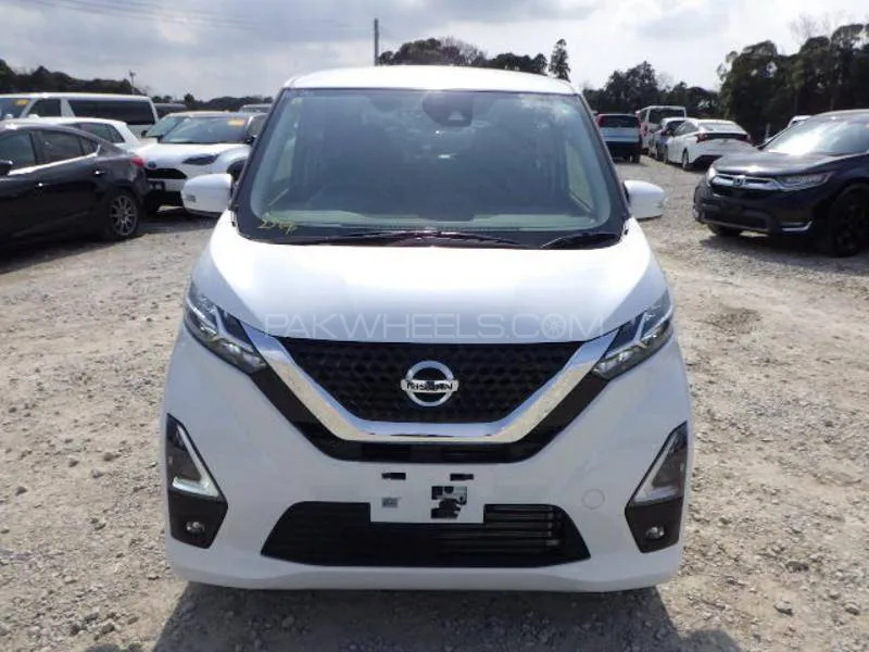 Nissan Dayz 2025 for Sale in Sialkot Image-1