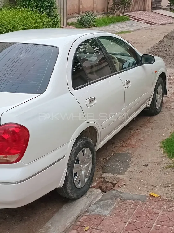 Nissan Sunny 2010 for Sale in Sahiwal Nissan Sunny 2010 for Sale in Sahiwal Image-5