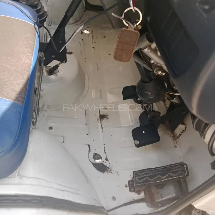 Suzuki Bolan 2016 for Sale in Lahore Image-1