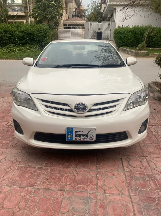 Toyota Corolla 2013 for Sale in Islamabad Image-1