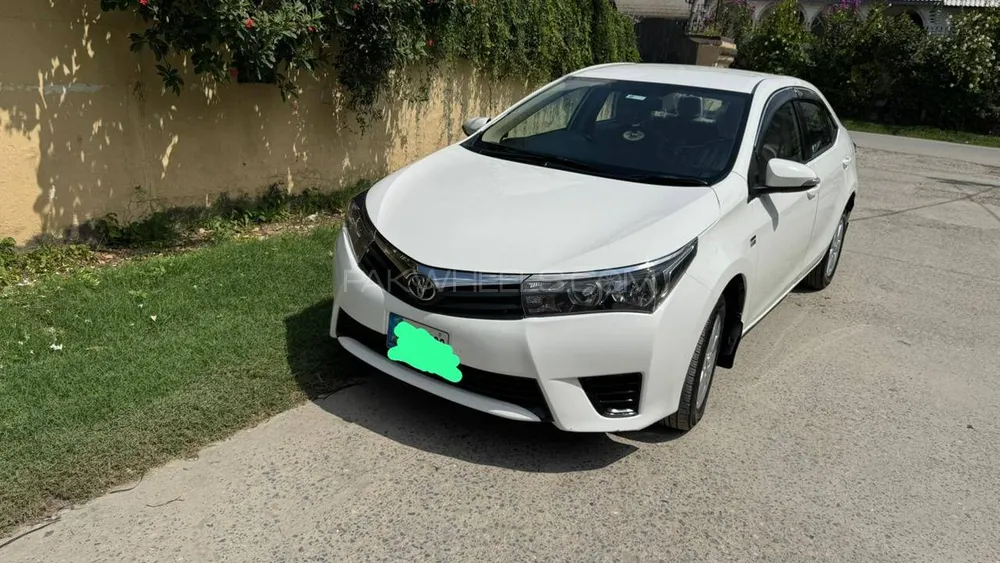 Toyota Corolla 2016 for Sale in Islamabad Image-1