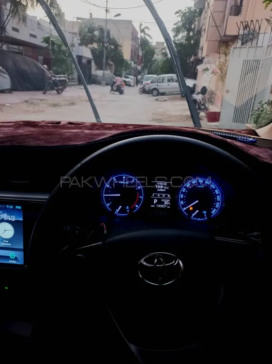 Toyota Corolla 2014 for Sale in Karachi Image-1