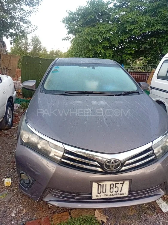 Toyota Corolla 2015 for Sale in Islamabad Image-1