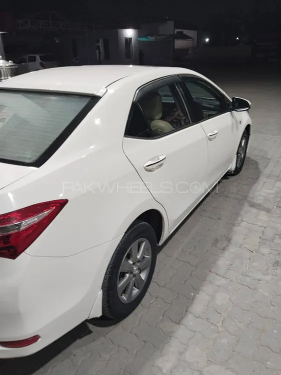 Toyota Corolla 2016 for Sale in Arifwala Image-1