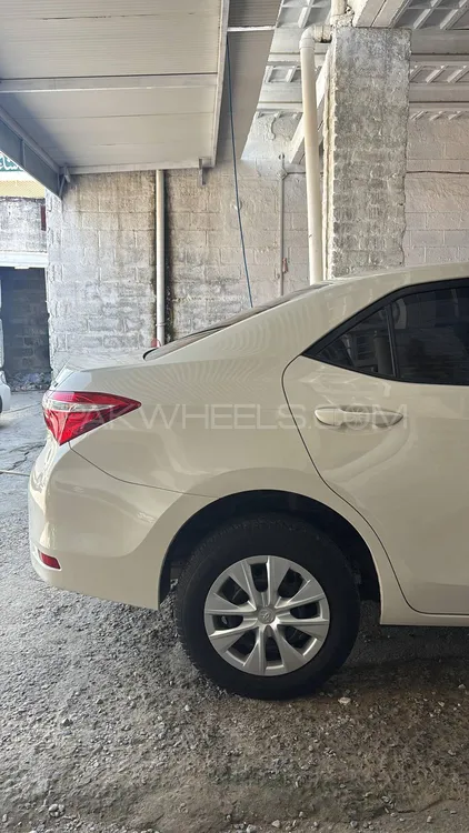 Toyota Corolla 2015 for Sale in Charsadda Image-1