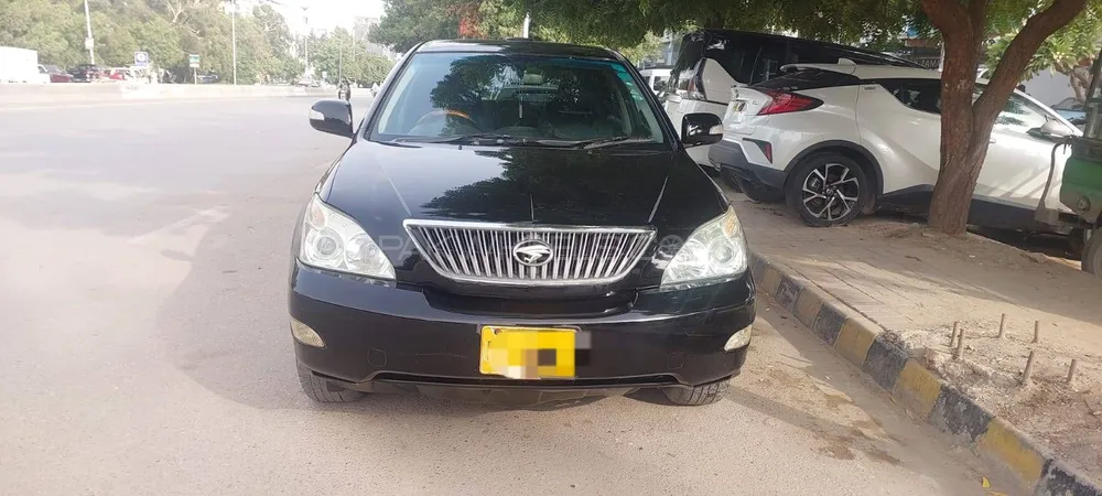 Toyota Harrier 2004 for Sale in Karachi Image-1