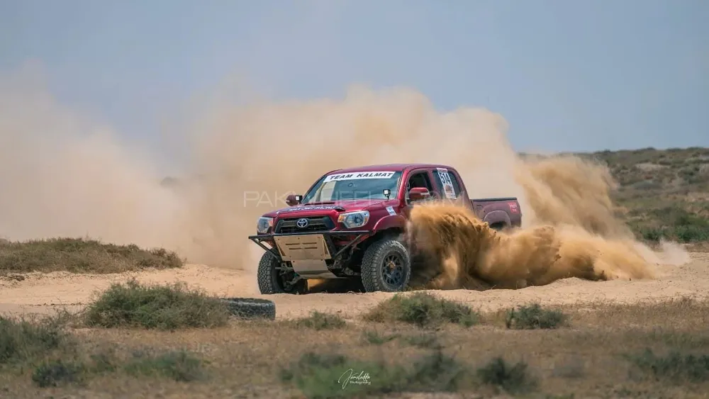 Toyota Tacoma 2013 for Sale in Karachi Image-1