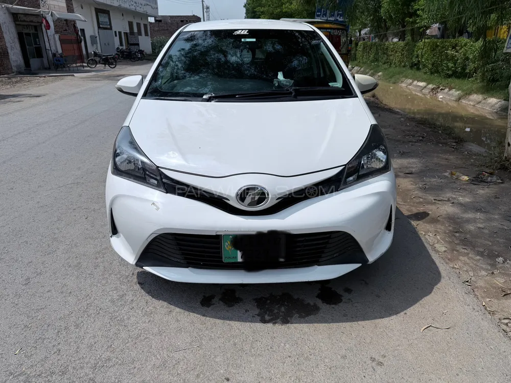 Toyota Vitz 2017 for Sale in Sargodha Image-1