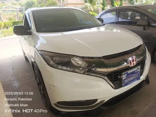 Honda Vezel Hybrid RS Honda Sensing  2016