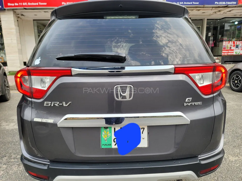 Honda BR-V 2017 for Sale in Lahore Image-1