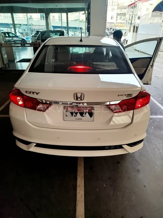 Honda City 2021 for Sale in Karachi Image-1