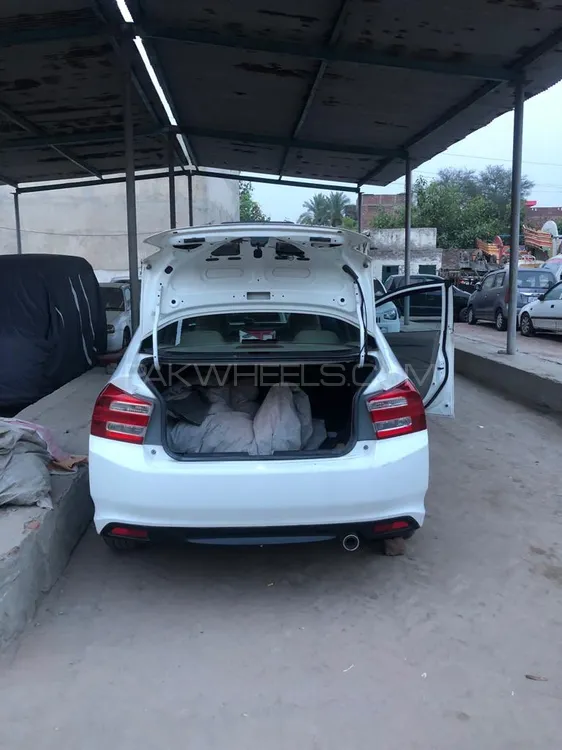 Honda City 2015 for Sale in Lahore Image-1