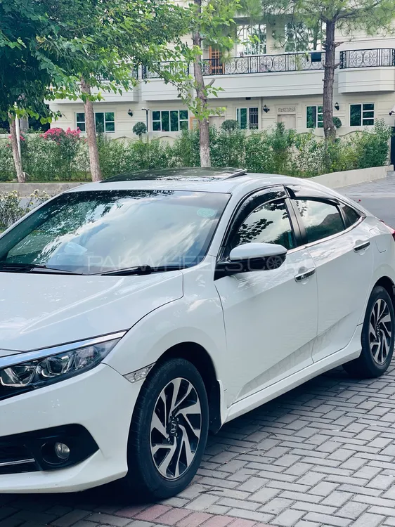 Honda Civic 2018 for Sale in Islamabad Image-1